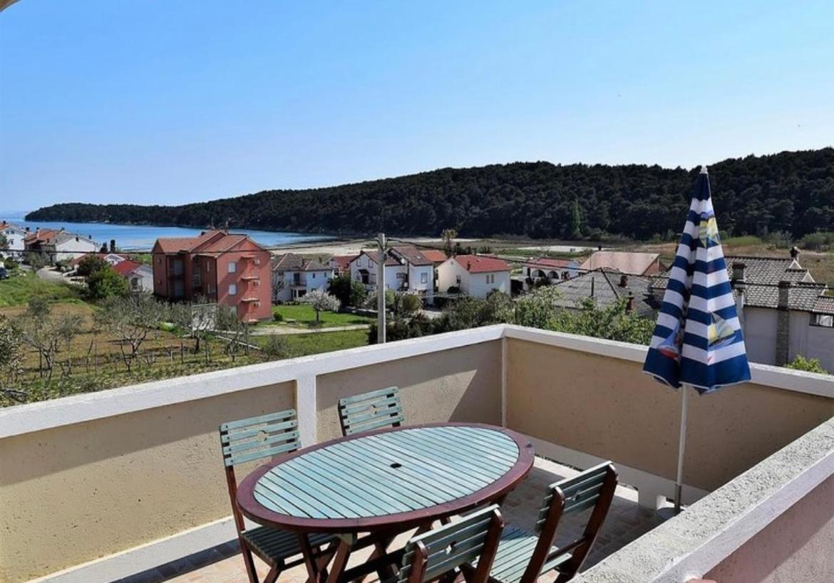Apartment Eufemija-Rab Kampor Exterior foto